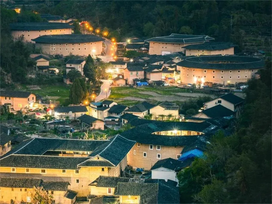 tianluokeng-tulou-cluster2-jpg tianluokeng-tulou-cluster2-jpg