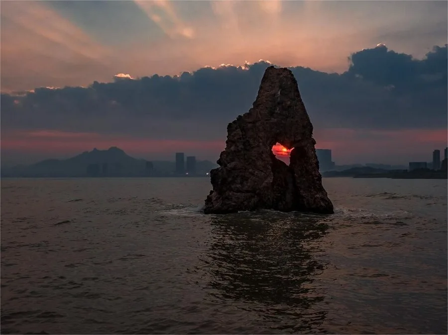 touching-legend-of-shilaoren-bathing-beach-jpg touching-legend-of-shilaoren-bathing-beach-jpg