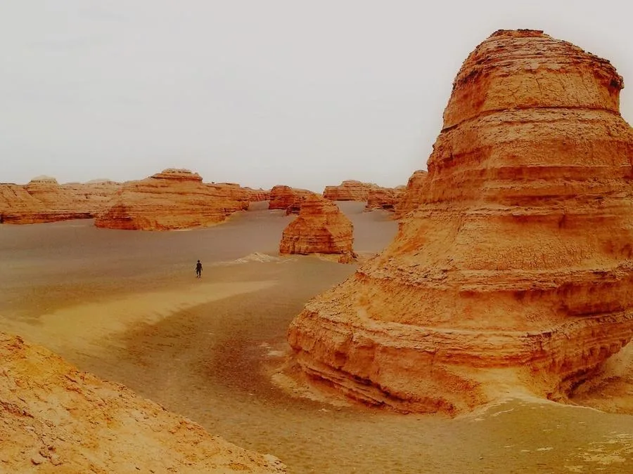 tower-like-yadan-in-national-geological-park-jpg tower-like-yadan-in-national-geological-park-jpg