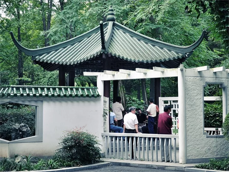 various-pavilions-in-wuhan-zhongshan-park-jpg various-pavilions-in-wuhan-zhongshan-park-jpg