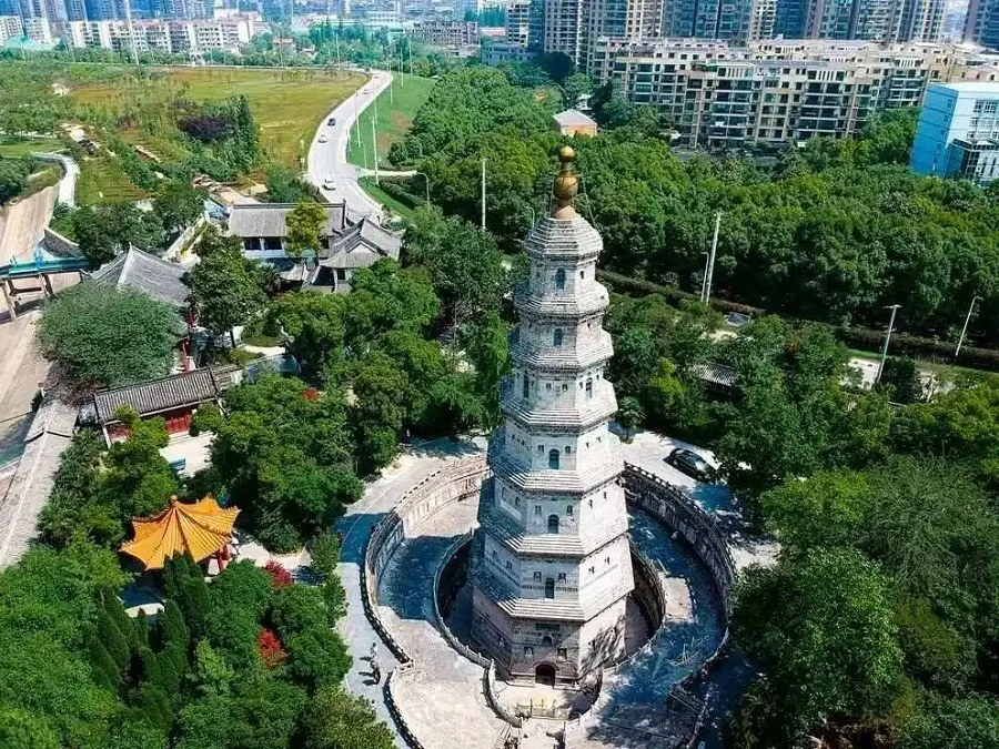 wanshou-pagoda-in-wanshou-garden-jingzhou-jpg wanshou-pagoda-in-wanshou-garden-jingzhou-jpg