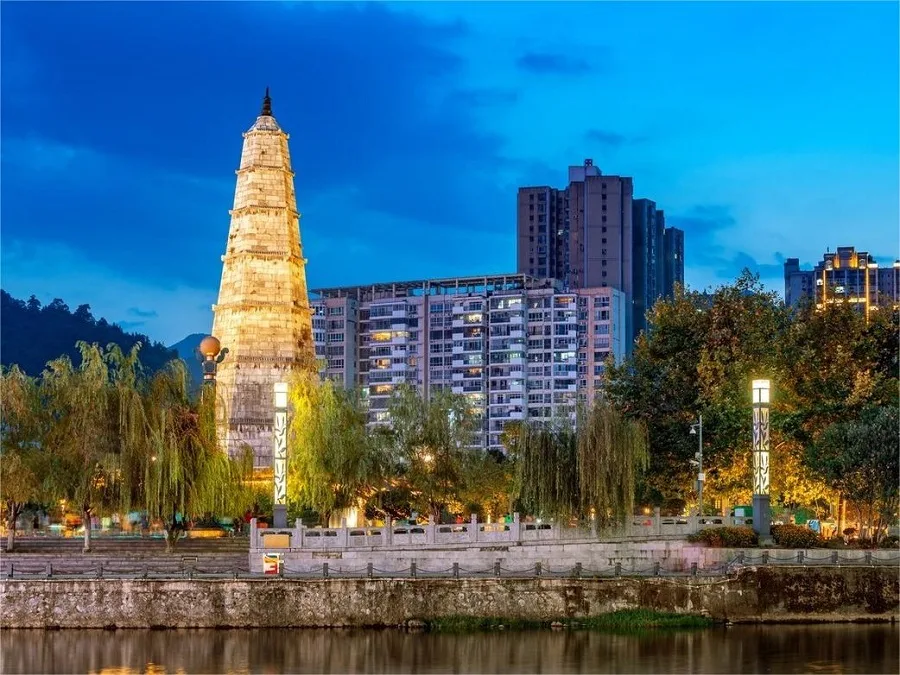 wenfeng-park-in-jianjiang-river-duyun-jpg wenfeng-park-in-jianjiang-river-duyun-jpg