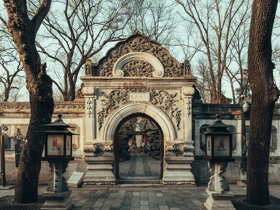 western-style-gate-in-prince-gongs-mansion western-style-gate-in-prince-gongs-mansion