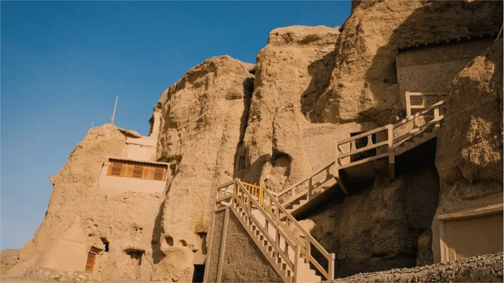 western-thousand-buddha-caves-1024x576-3