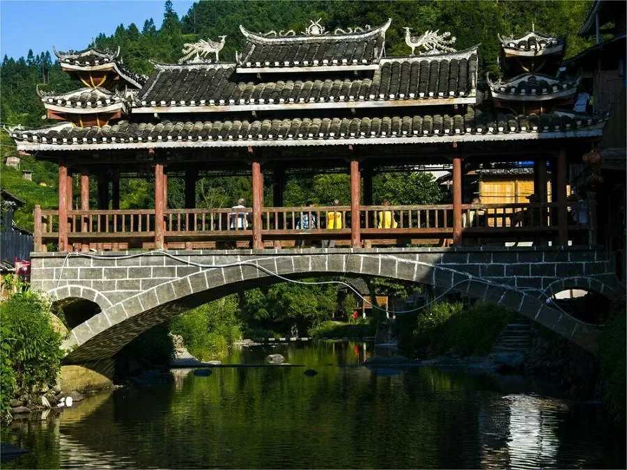 wind-and-rain-bridge-in-zaidang-dong-village-jpg wind-and-rain-bridge-in-zaidang-dong-village-jpg