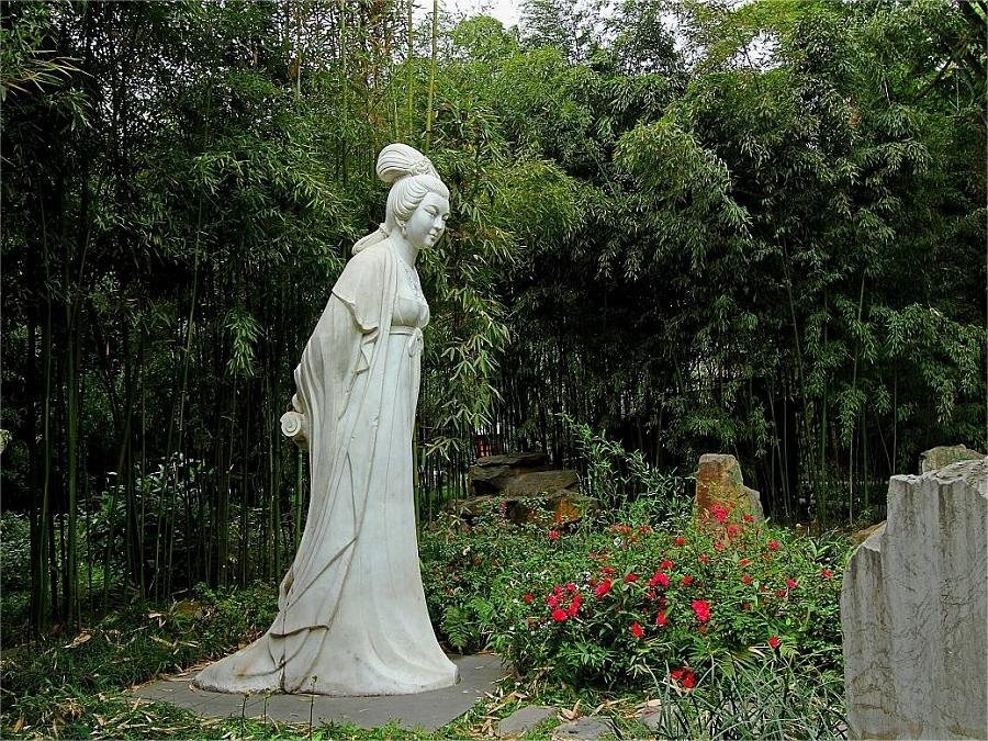 xue-tao-memorial-hall-in-wangjianglou-park xue-tao-memorial-hall-in-wangjianglou-park