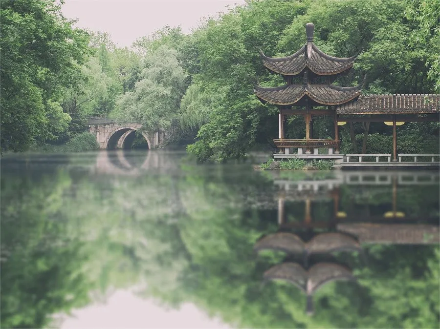 yuhu-bay-in-west-lake-scenic-area-jpg yuhu-bay-in-west-lake-scenic-area-jpg