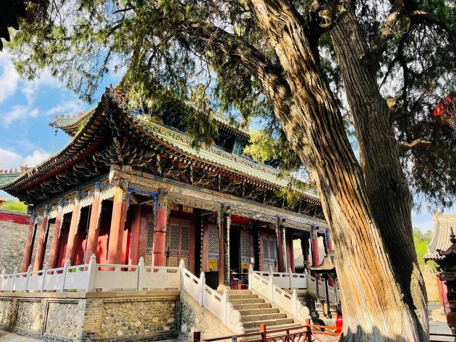 yuhuang-hall-in-yuquan-temple-tianshui yuhuang-hall-in-yuquan-temple-tianshui