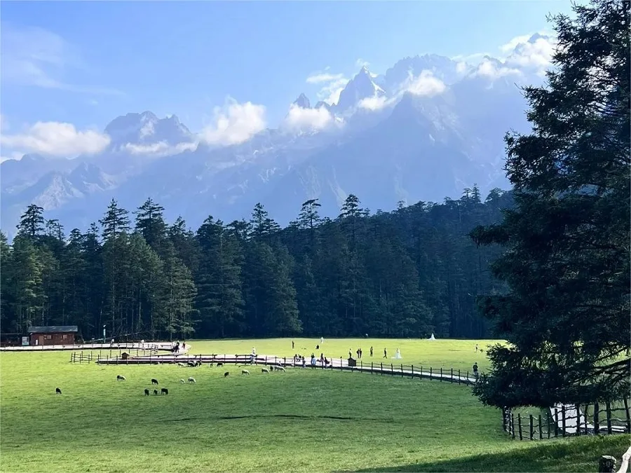 yunshanping-in-yulong-snow-mountain-jpg yunshanping-in-yulong-snow-mountain-jpg