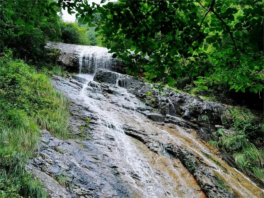zhelin-waterfall-in-zhexi-grand-canyon-jpg zhelin-waterfall-in-zhexi-grand-canyon-jpg