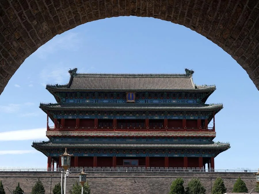 zhengyangmen-Tower-at-tiananmen-square-jpg zhengyangmen-Tower-at-tiananmen-square-jpg