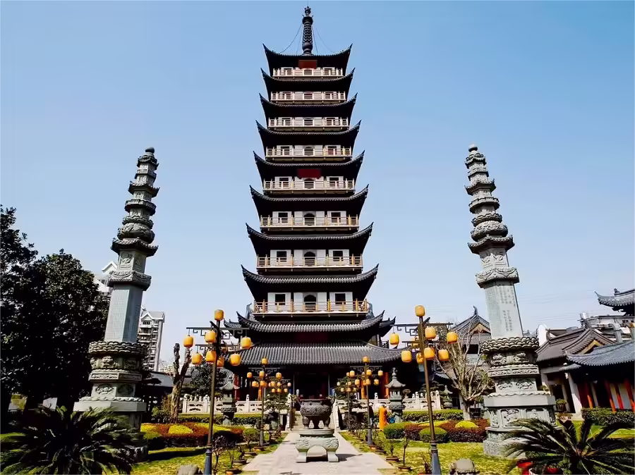 zhenru-pagoda-in-zhenru-temple-jpg.avif_ zhenru-pagoda-in-zhenru-temple-jpg.avif_