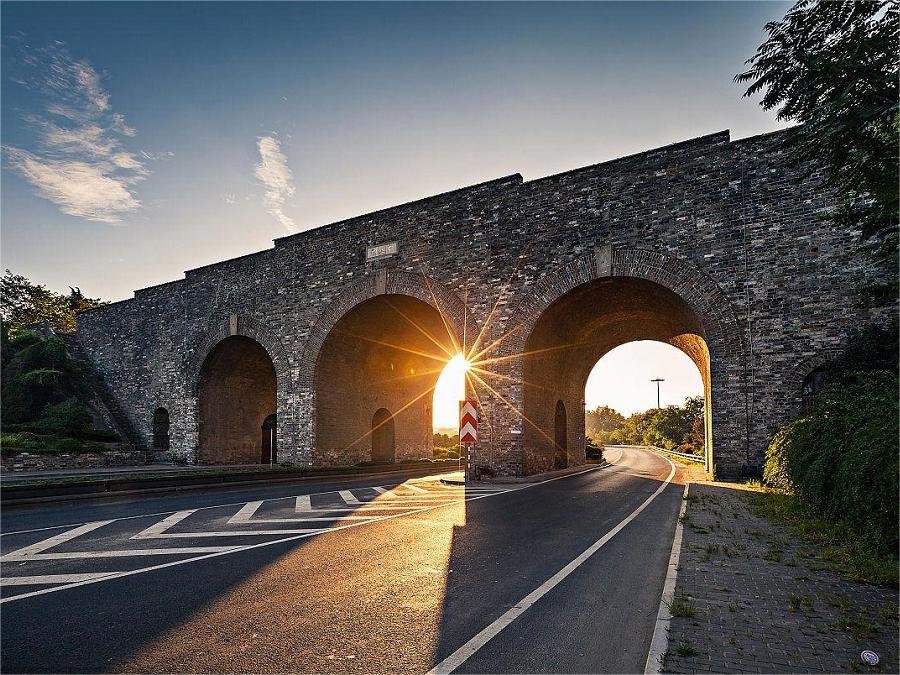 zhonghua-gate-in-qinhuai-river zhonghua-gate-in-qinhuai-river
