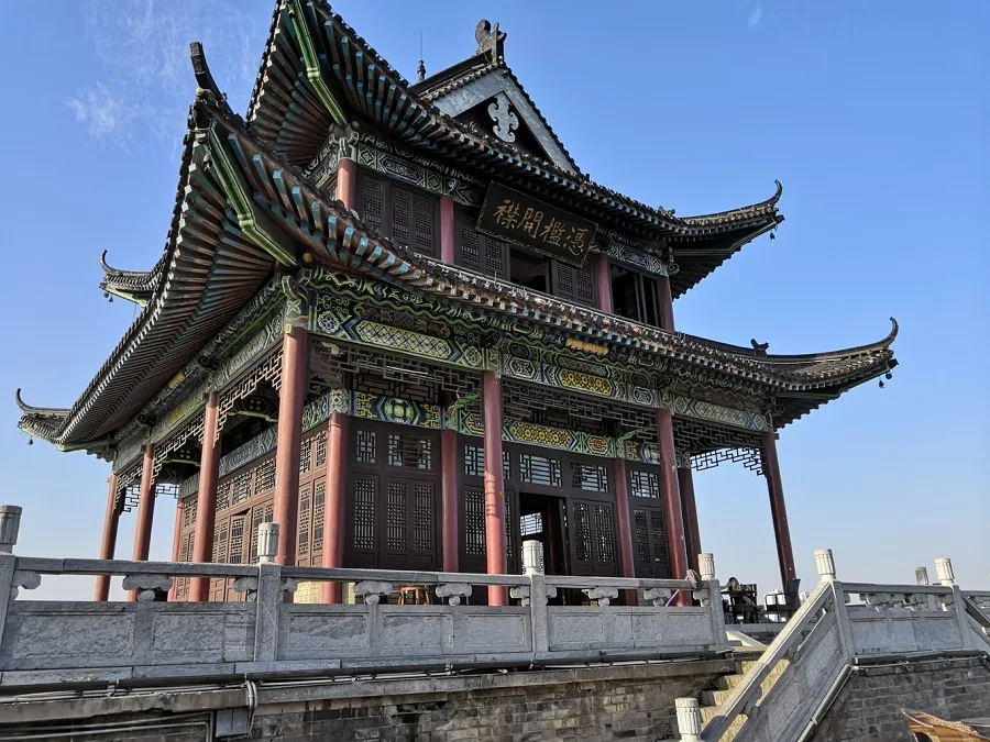 zhongxuan-tower-in-xiangyang-ancient-city-jpeg zhongxuan-tower-in-xiangyang-ancient-city-jpeg