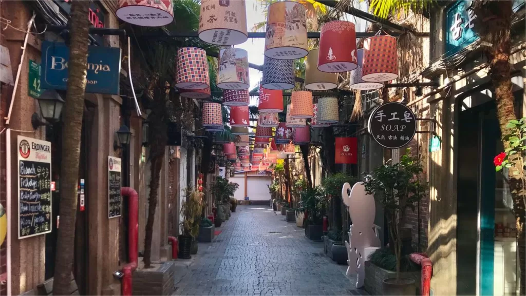 田子坊地铁站-1024x577-1 田子坊地铁站-1024x577-1